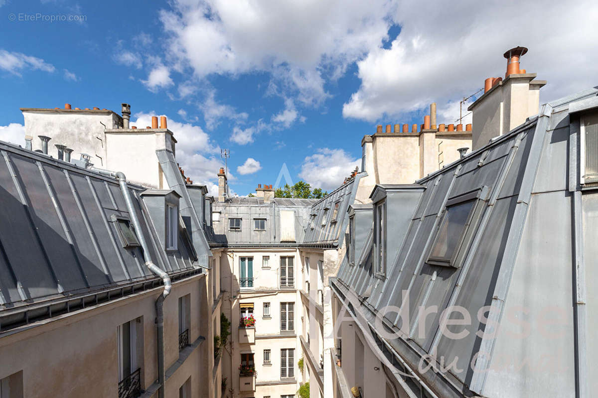 Appartement à PARIS-10E