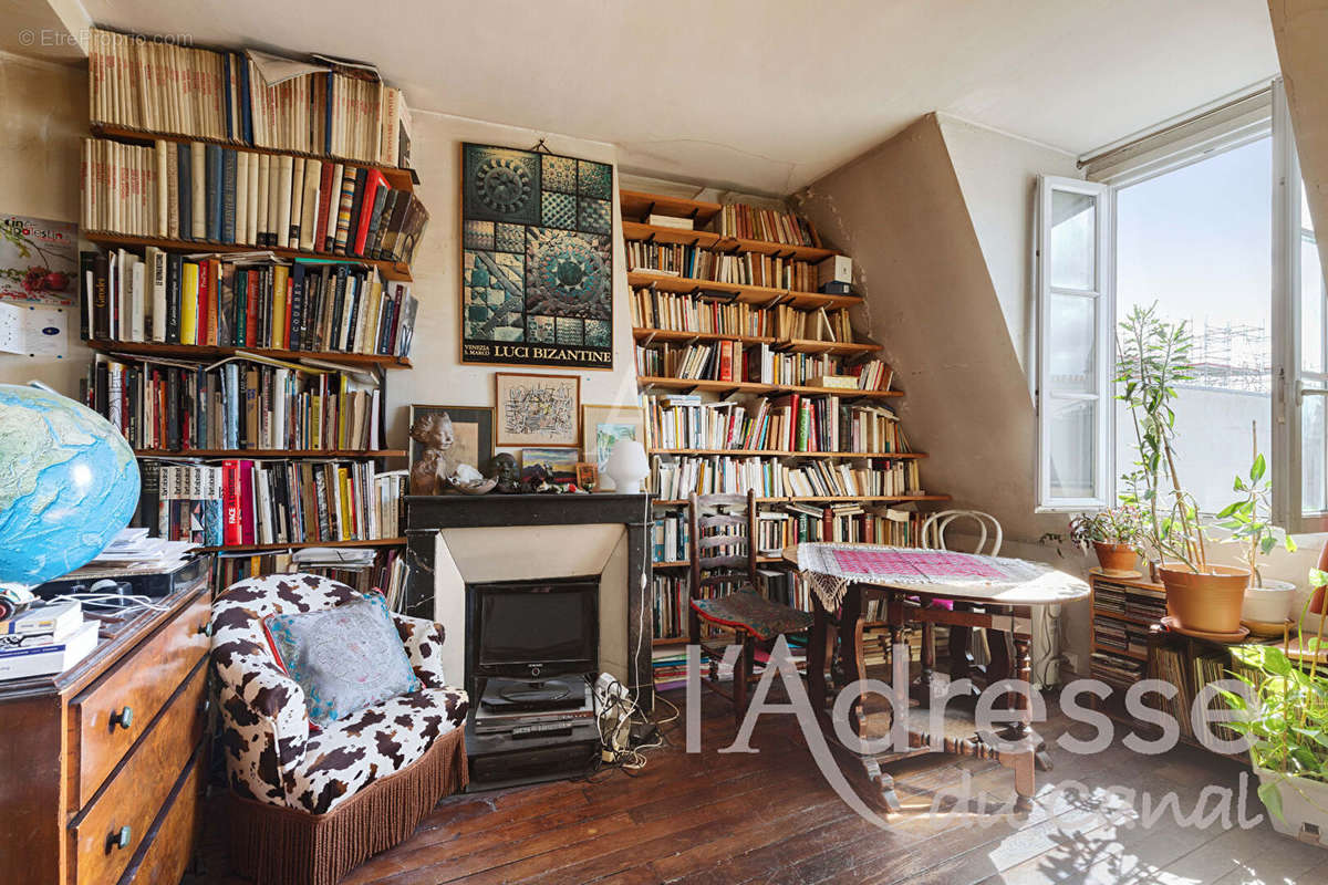 Appartement à PARIS-10E