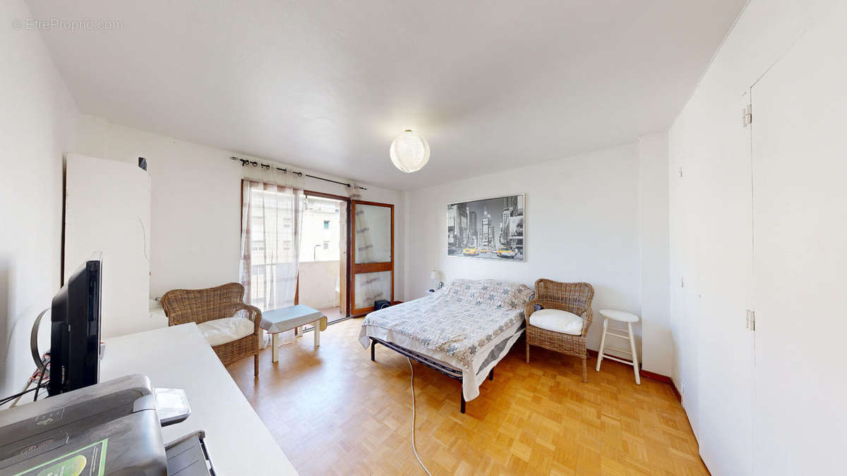 Appartement à MARSEILLE-10E