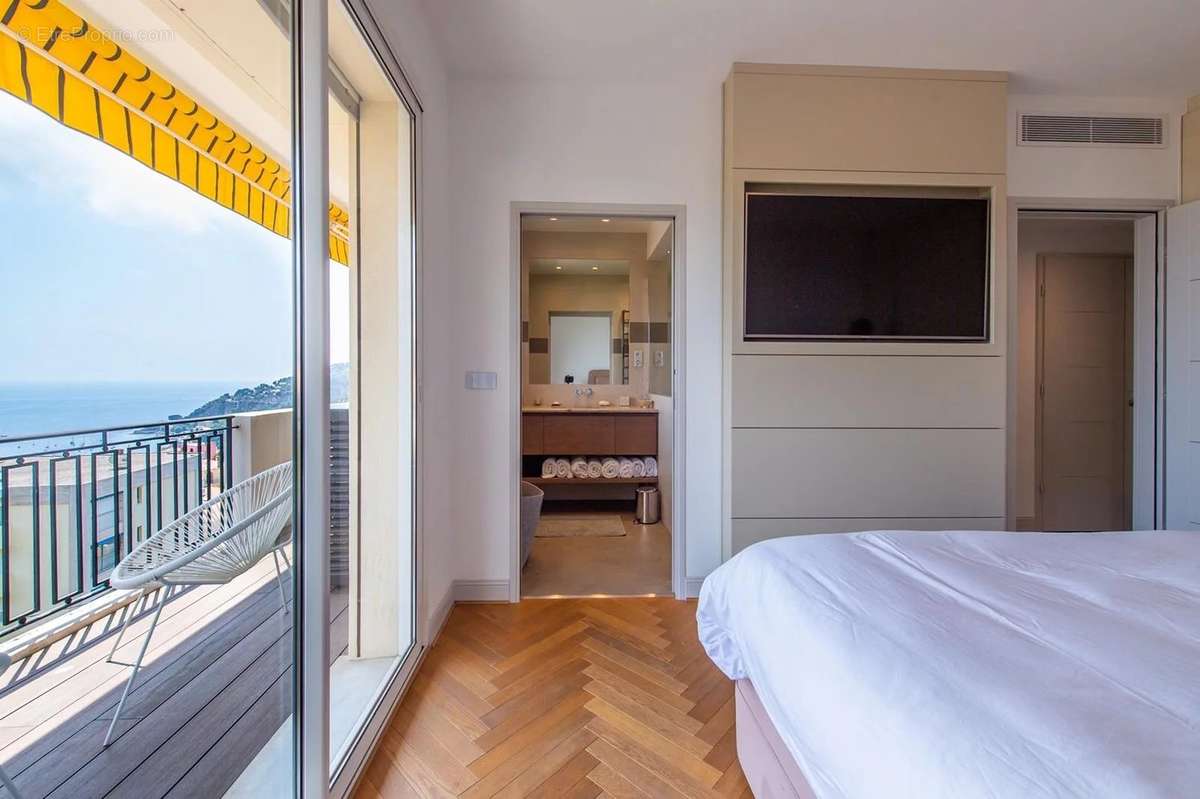 Appartement à VILLEFRANCHE-SUR-MER