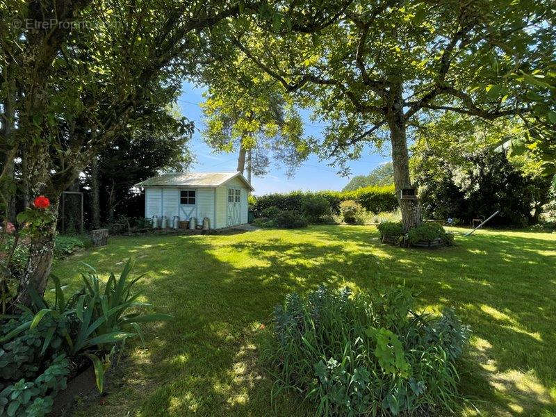 Maison à LA BAZOCHE-GOUET