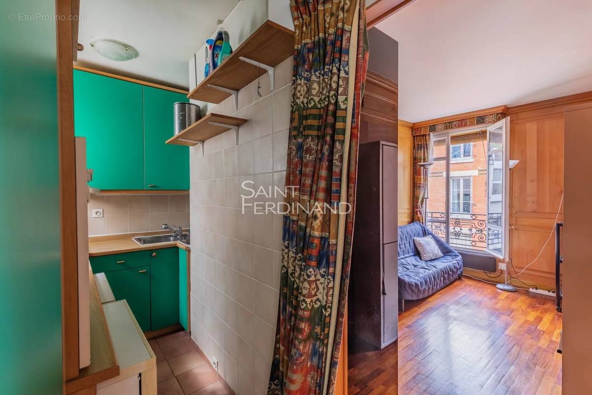 Appartement à PARIS-15E