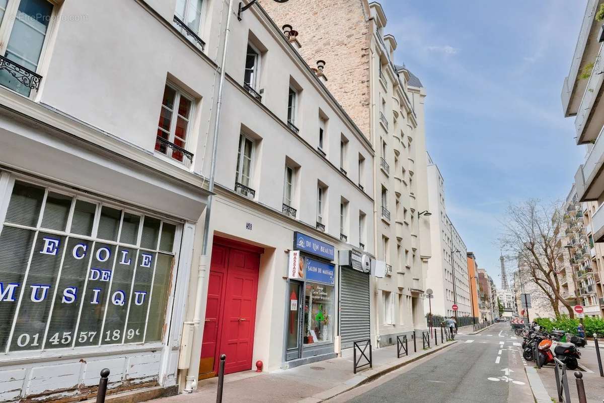 Appartement à PARIS-15E