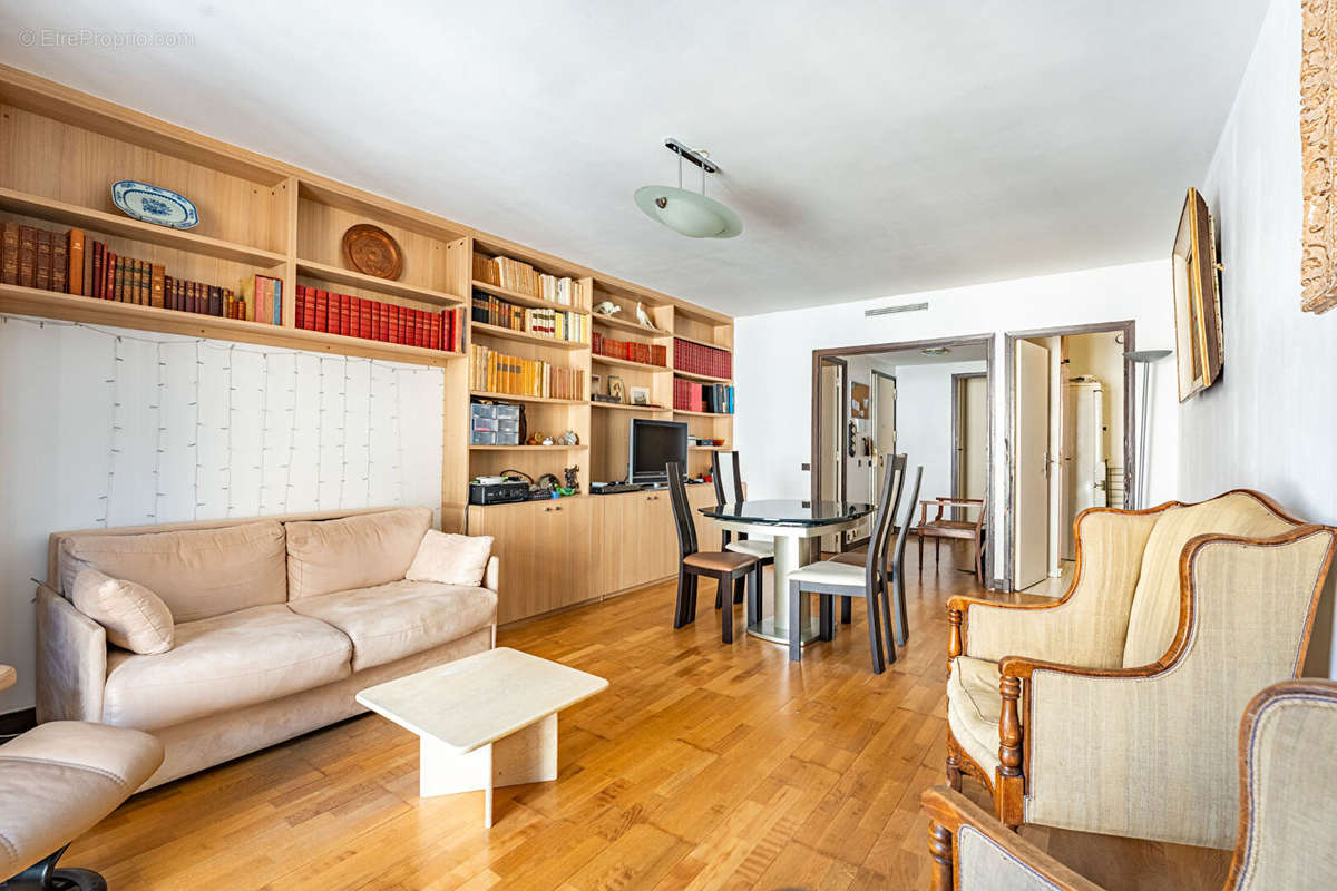 Appartement à PARIS-5E