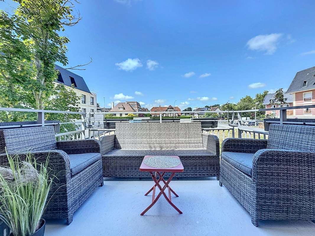 TERRASSE  - Appartement à DEAUVILLE