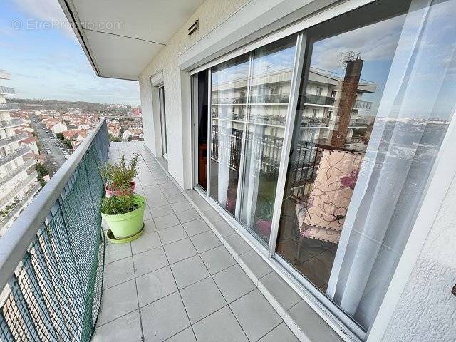 Appartement à MAISONS-ALFORT