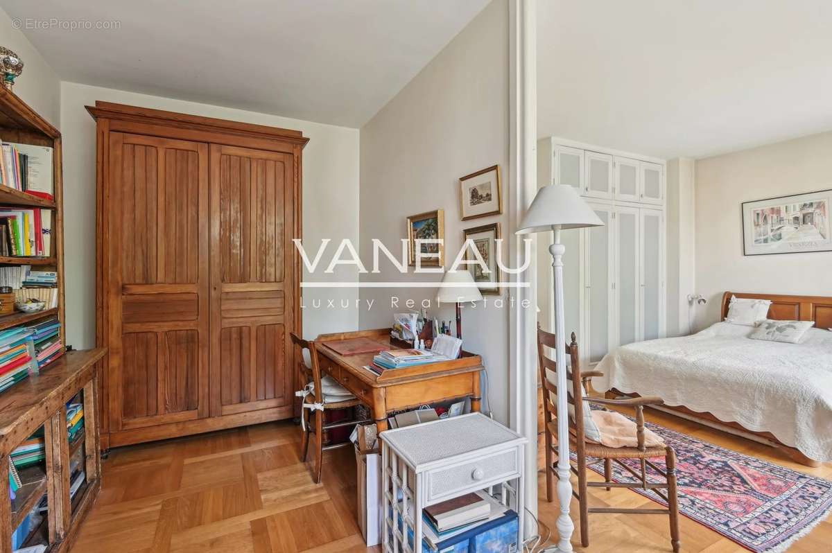 Appartement à BOULOGNE-BILLANCOURT