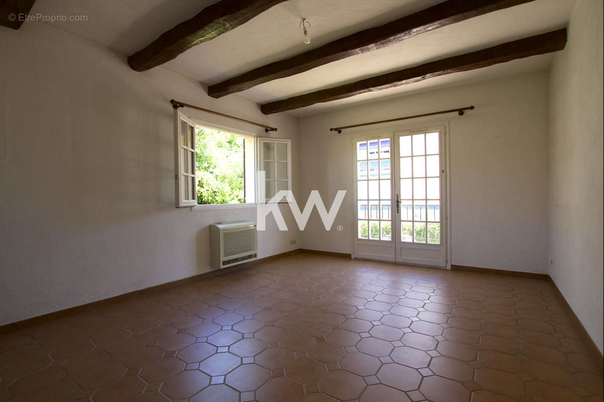 Appartement à VILLENEUVE-LOUBET