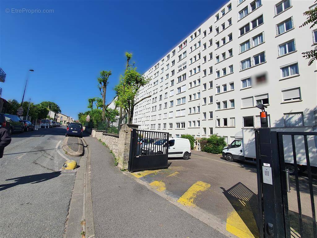 Appartement à CHAMPIGNY-SUR-MARNE