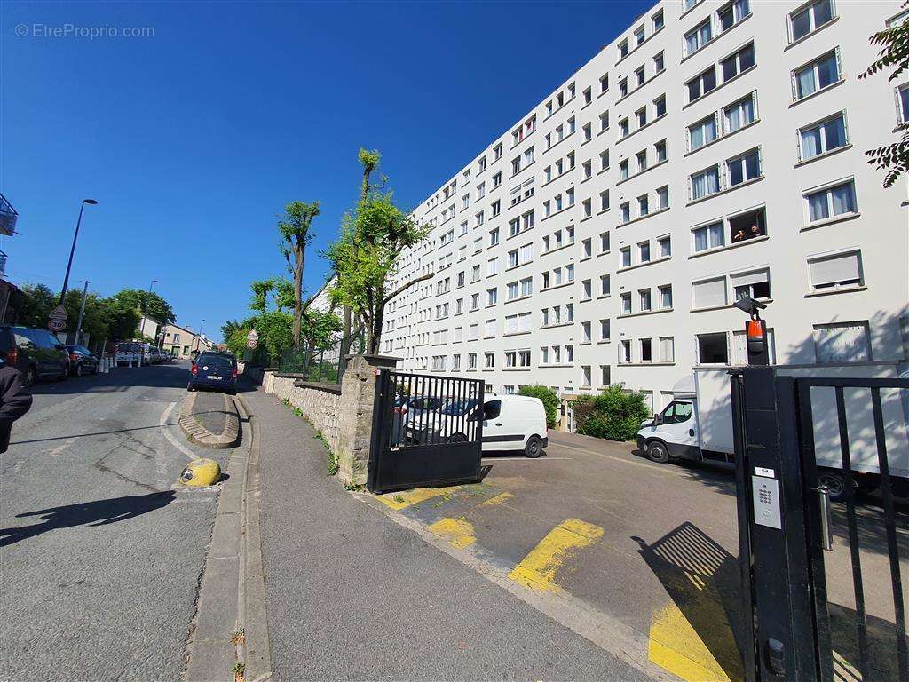 Appartement à CHAMPIGNY-SUR-MARNE