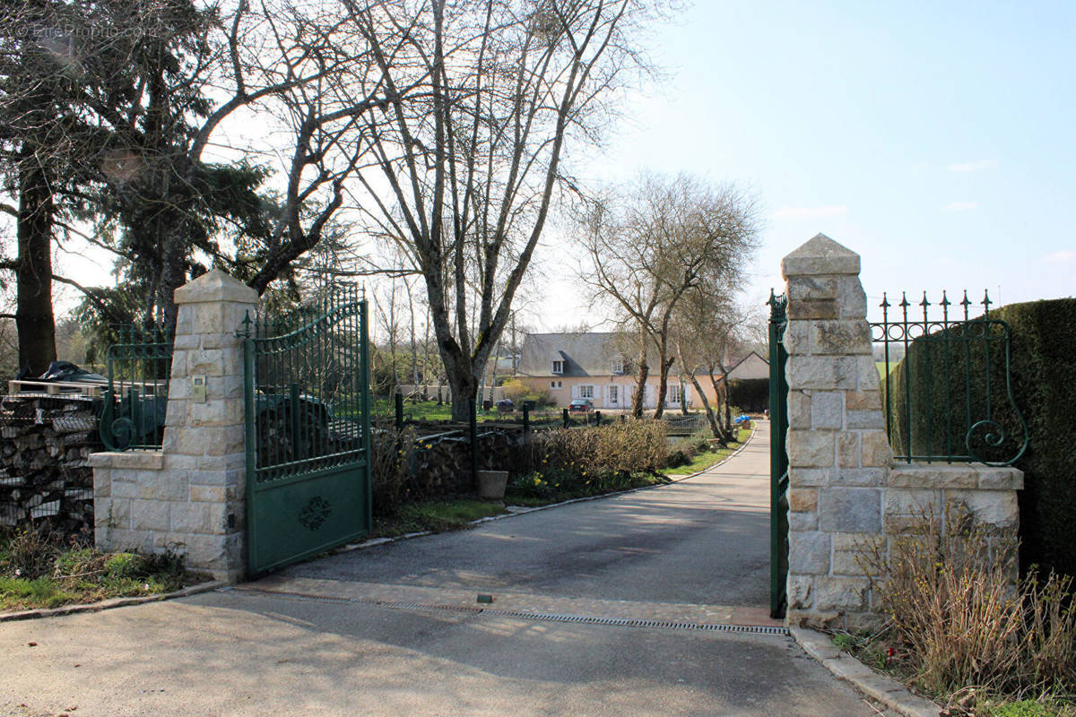 Maison à HOUSSAY