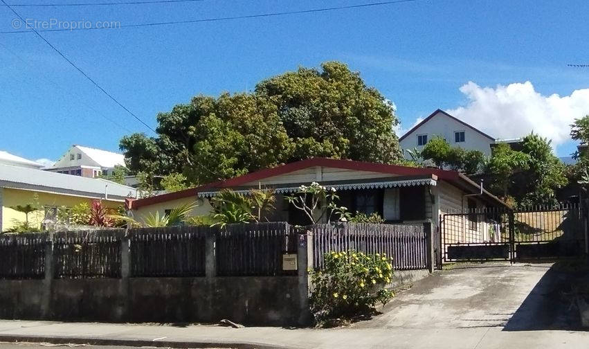 Maison à SAINT-JOSEPH