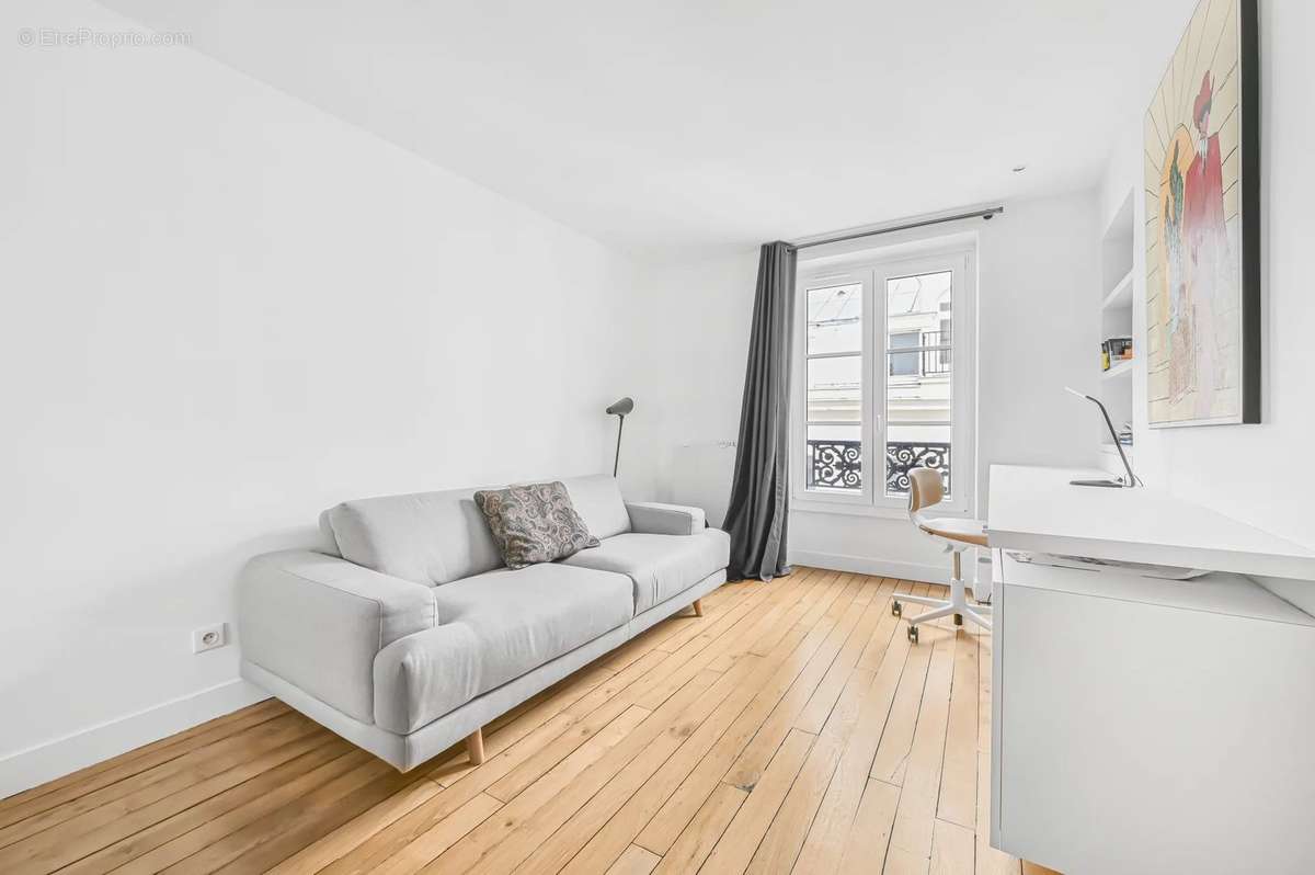 Appartement à PARIS-9E