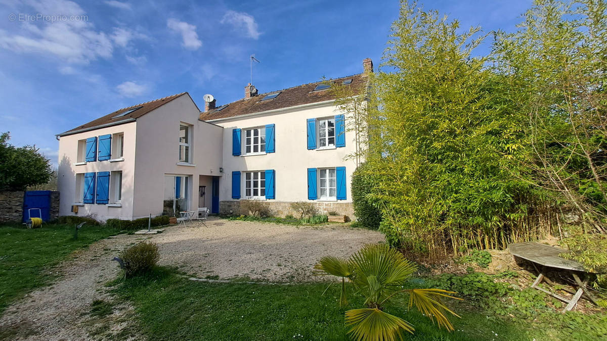 Maison à CHEVREUSE