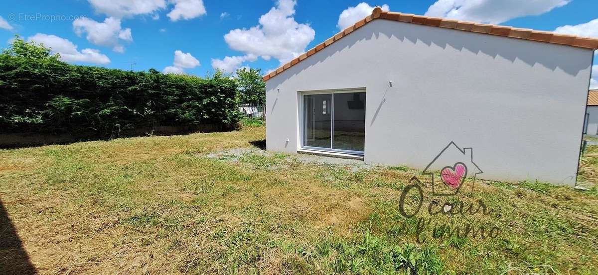 Maison à BEGROLLES-EN-MAUGES