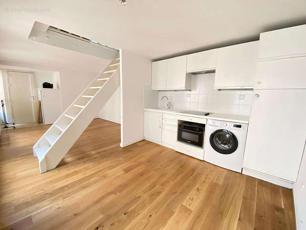 Appartement à PARIS-11E