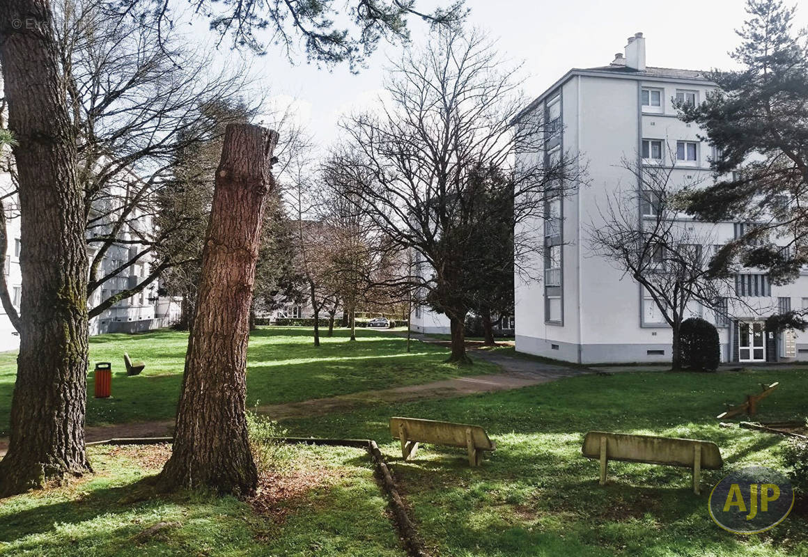 Appartement à SAINT-SEBASTIEN-SUR-LOIRE