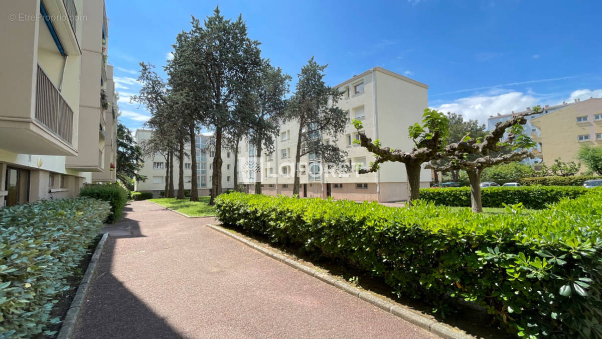 Appartement à CASTELNAU-LE-LEZ