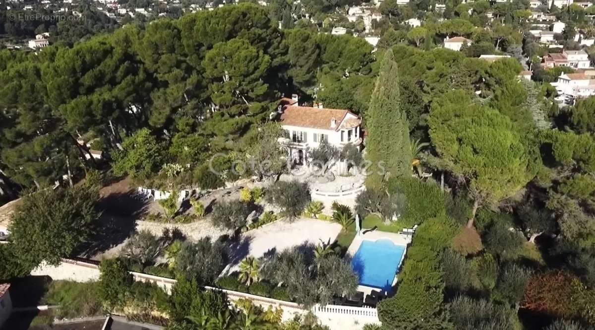 Maison à MOUGINS