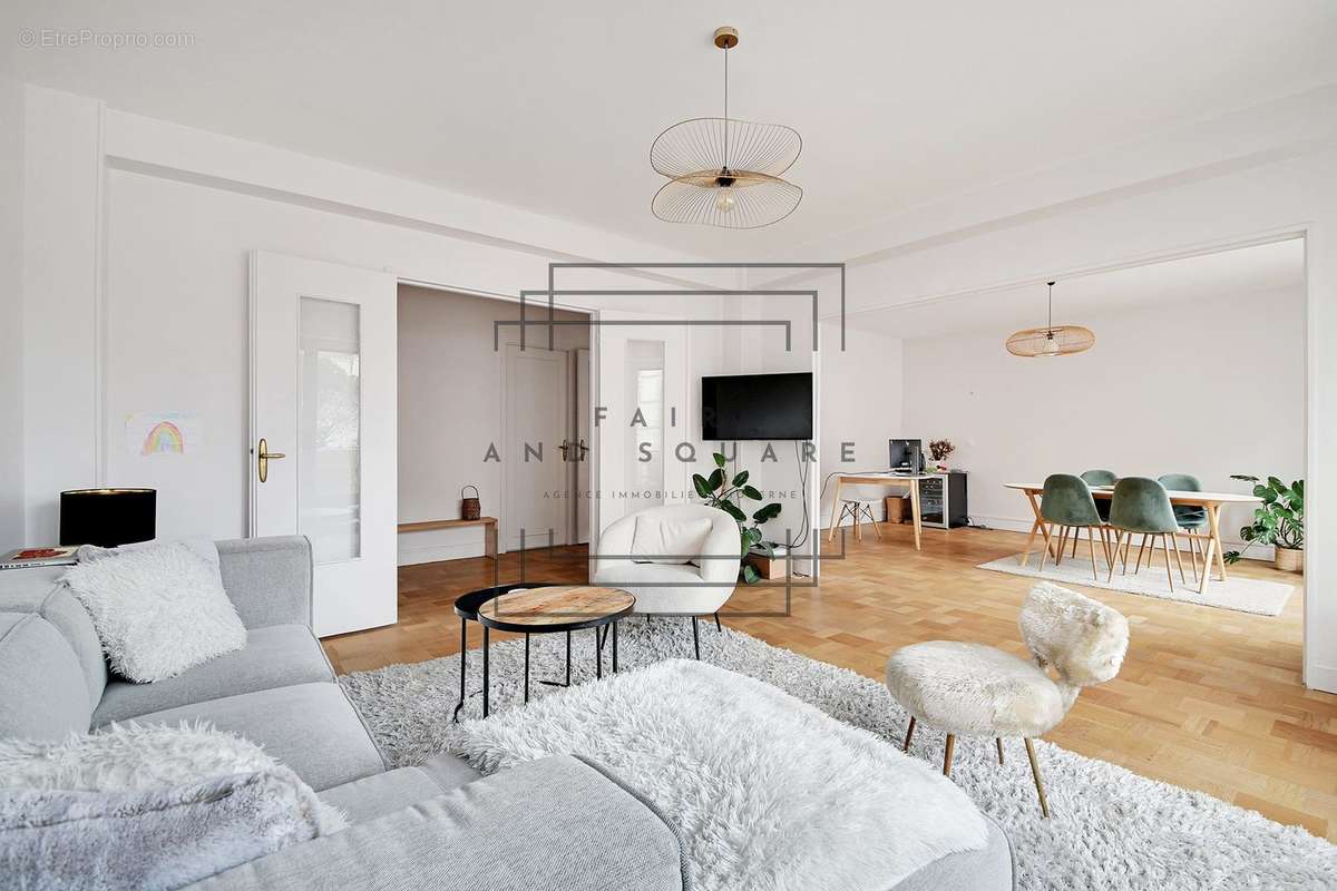 Appartement à NEUILLY-SUR-SEINE