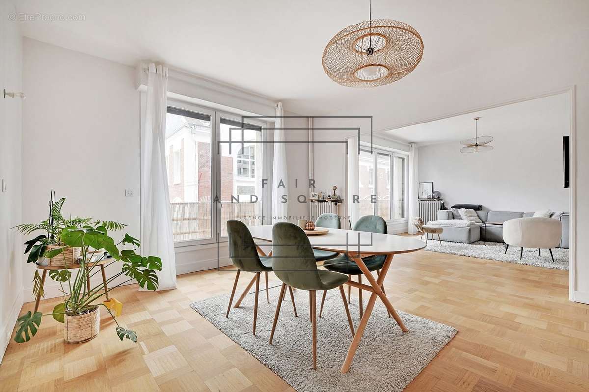 Appartement à NEUILLY-SUR-SEINE