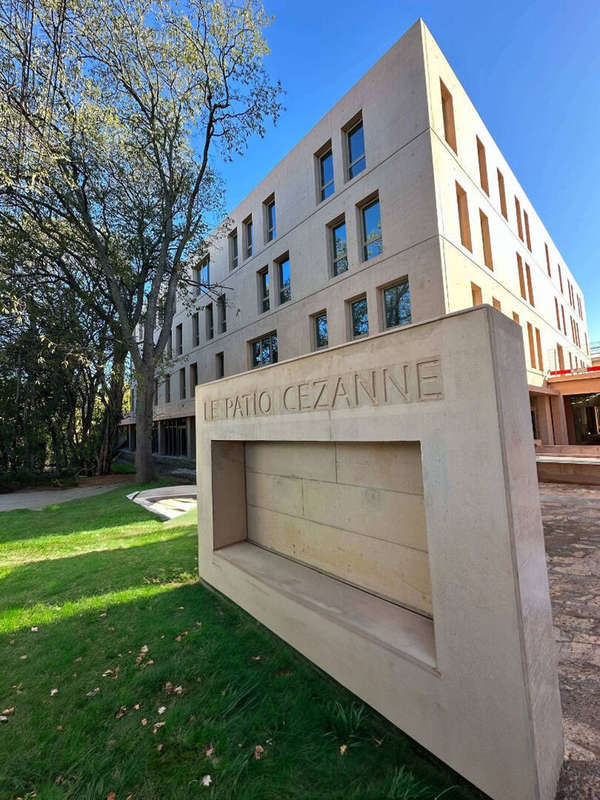 Commerce à AIX-EN-PROVENCE