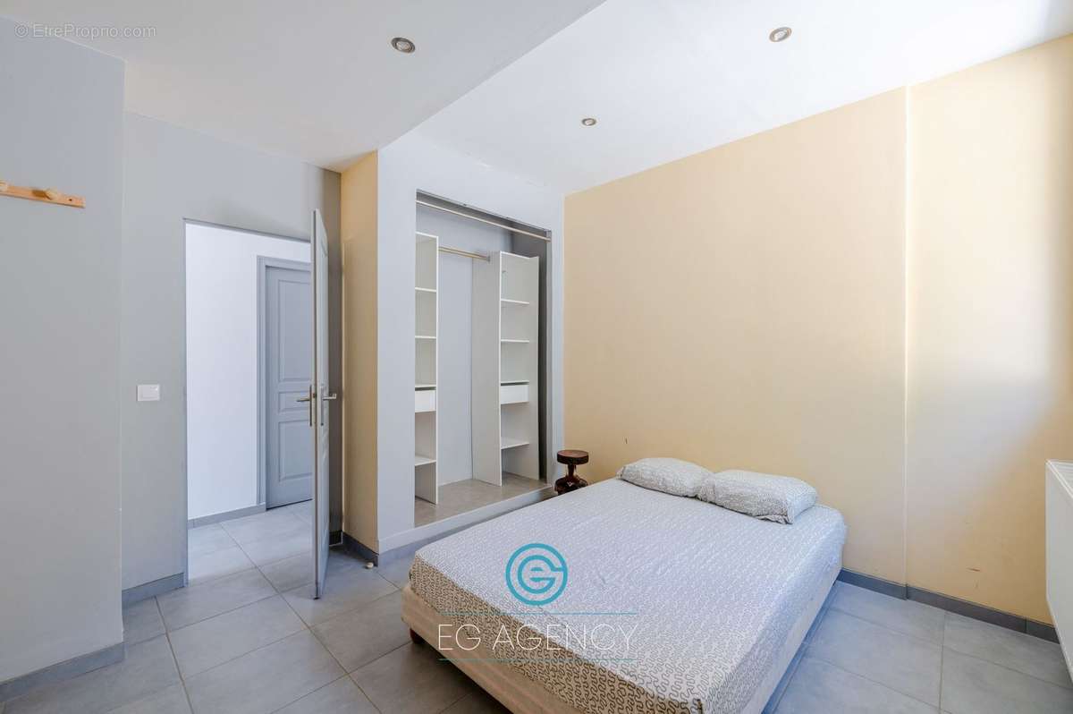 Appartement à MARSEILLE-16E