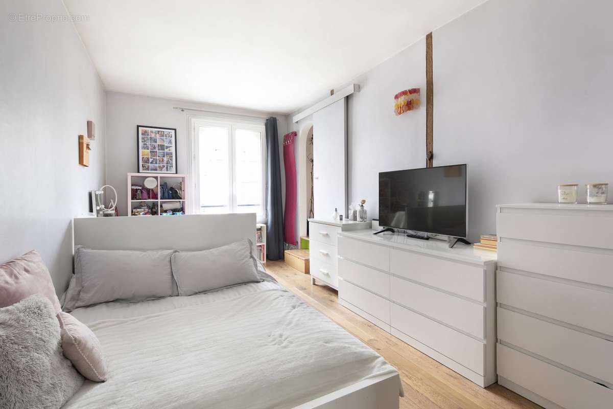 Appartement à PARIS-20E