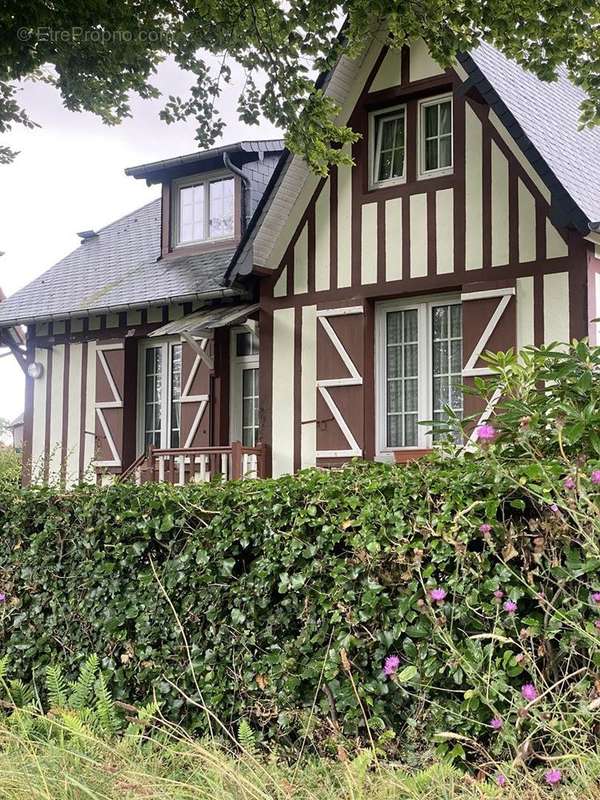 Maison à VARENGEVILLE-SUR-MER