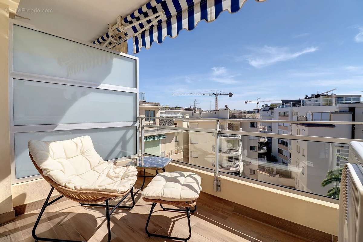 Appartement à CANNES