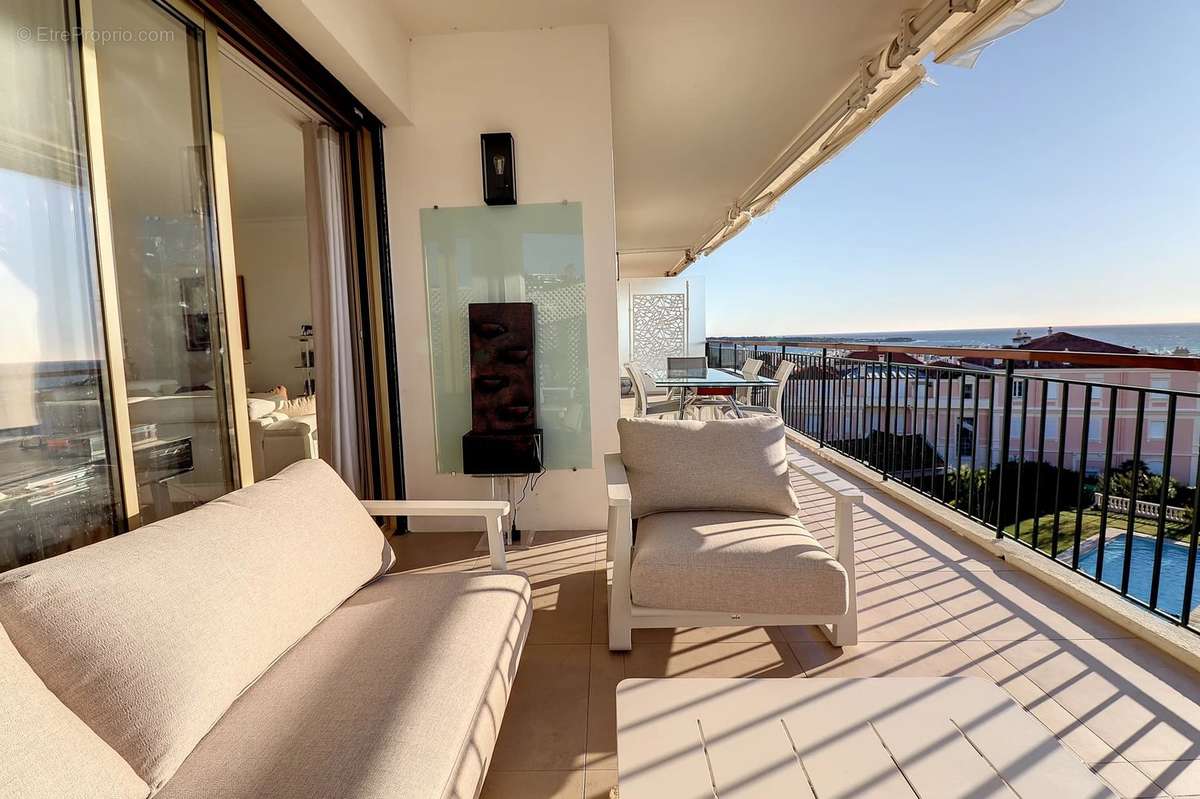 Appartement à CANNES