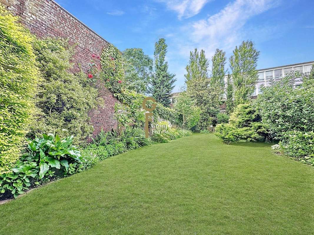 JARDIN CLOS PAYSAGÉ - Maison à ROUBAIX