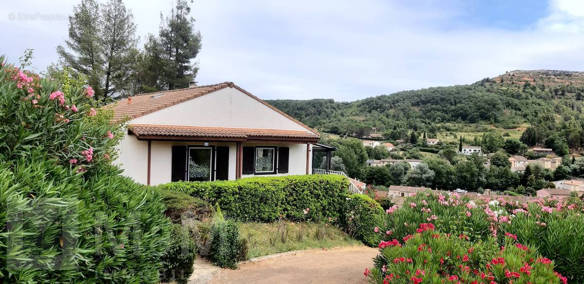 Maison à CAMPAGNE-SUR-AUDE