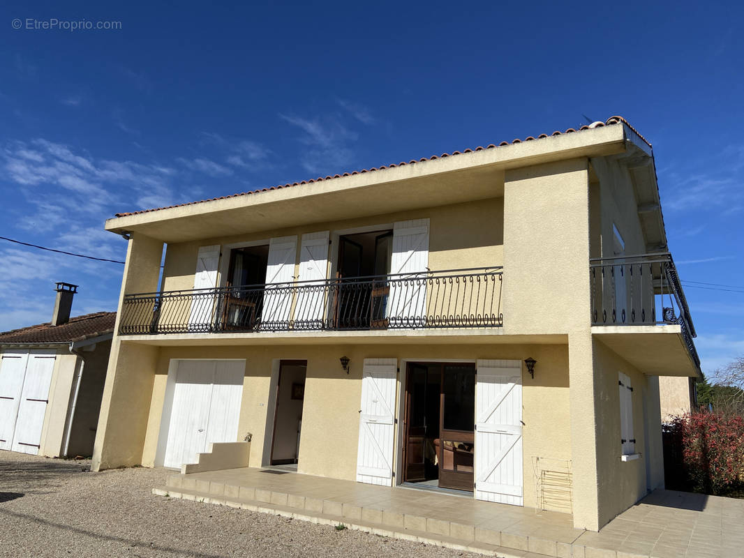 Appartement à LAVALETTE