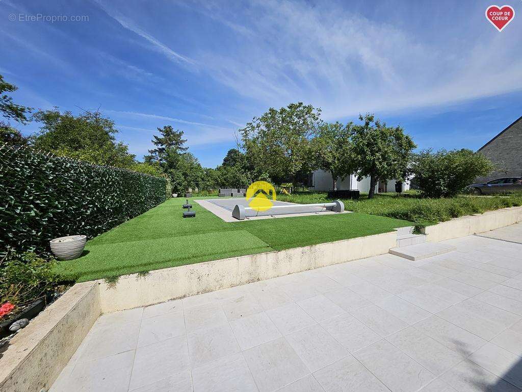 Maison à BENGY-SUR-CRAON