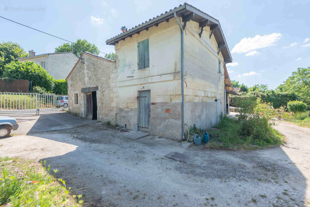 Maison à CARIGNAN-DE-BORDEAUX