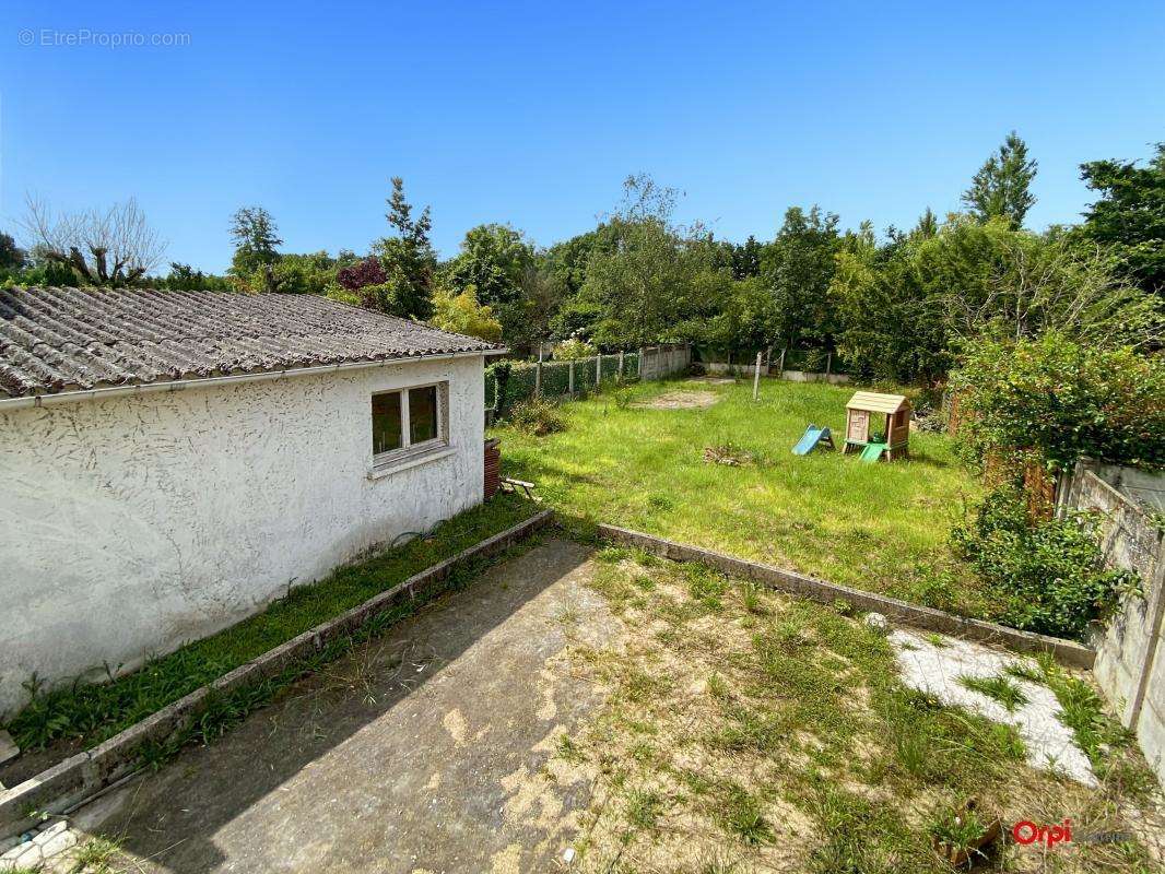 Maison à CHALETTE-SUR-LOING