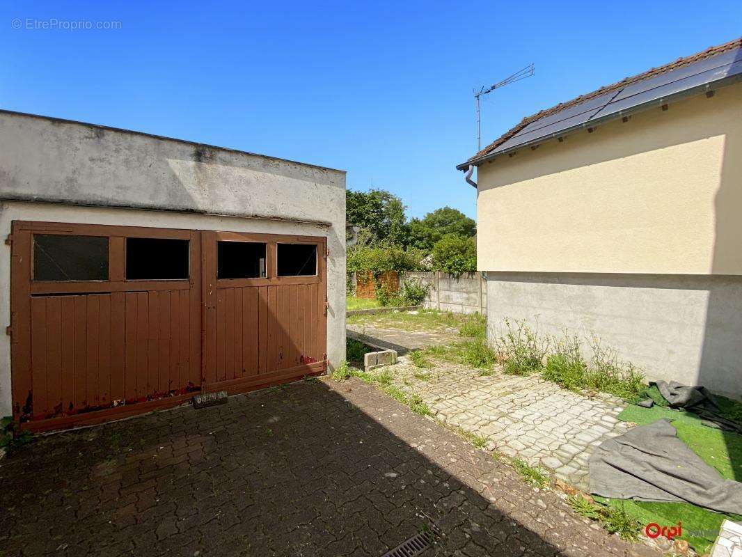 Maison à CHALETTE-SUR-LOING