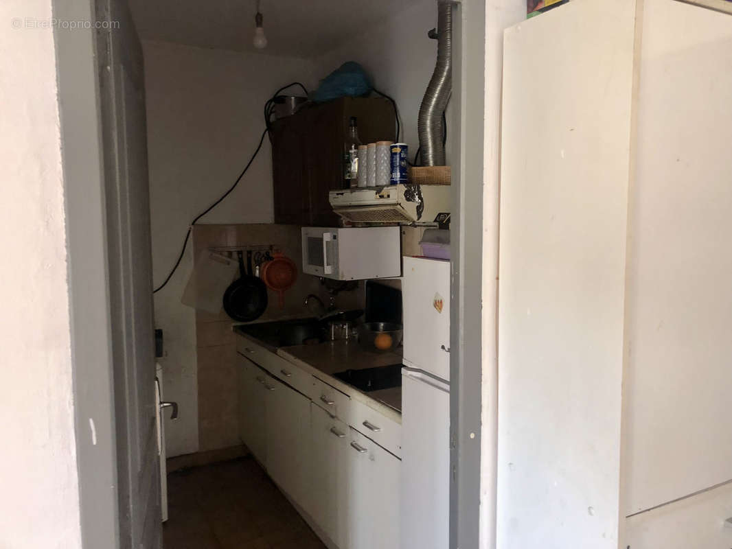 Appartement à MARSEILLE-1E