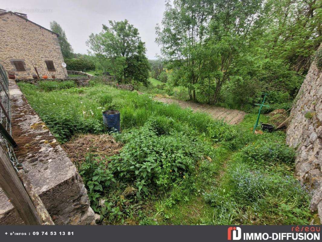 Maison à GRANDRIEU