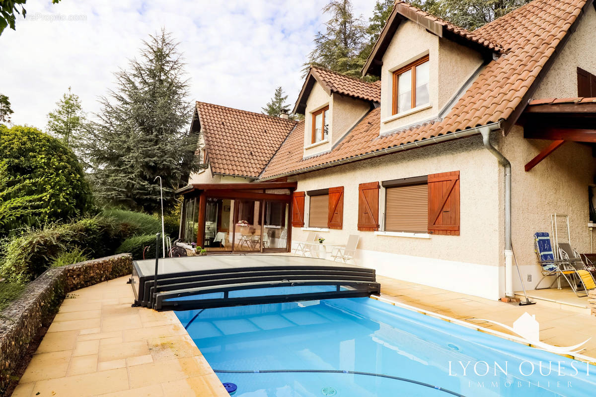 Maison à CHARBONNIERES-LES-BAINS