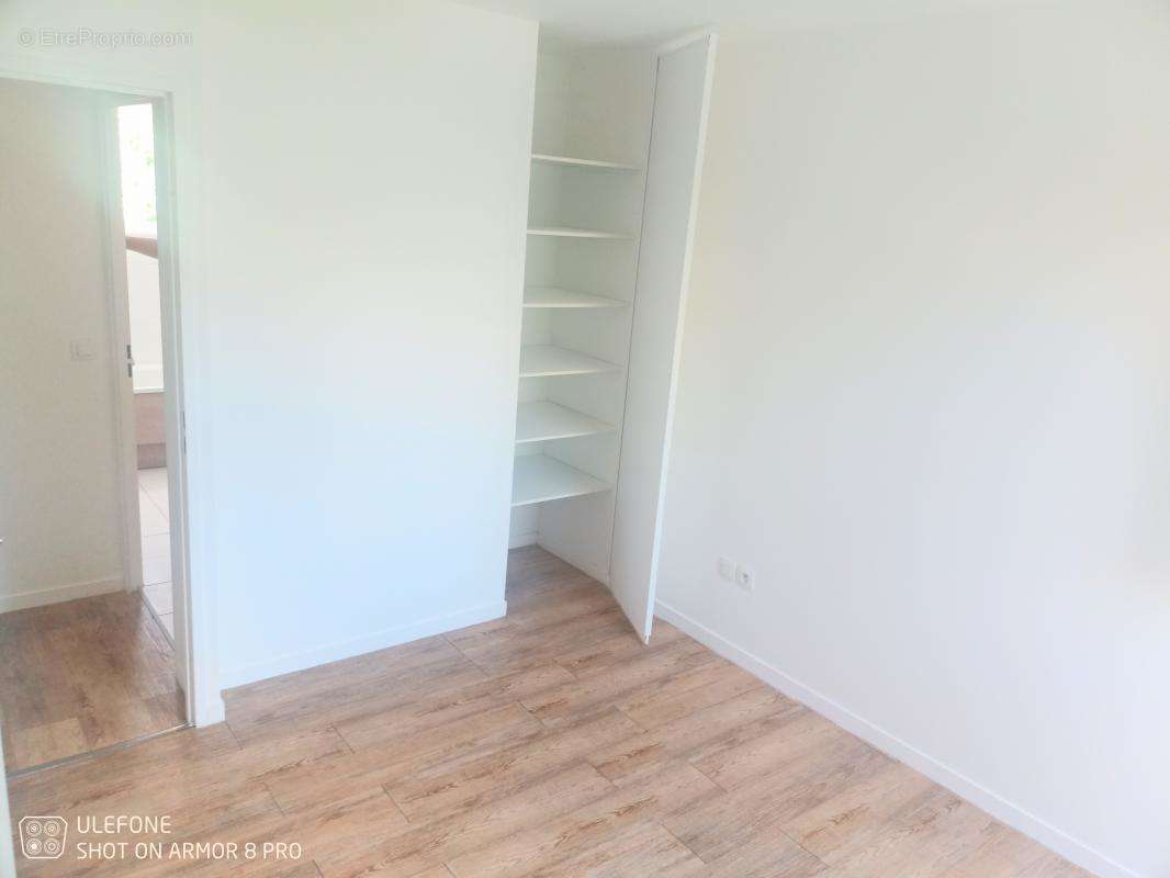 Appartement à GENNEVILLIERS