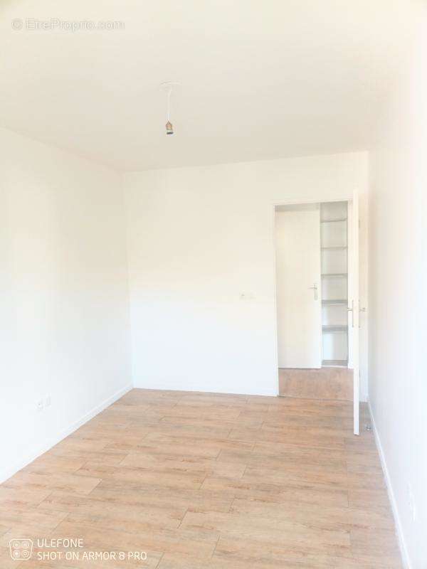 Appartement à GENNEVILLIERS