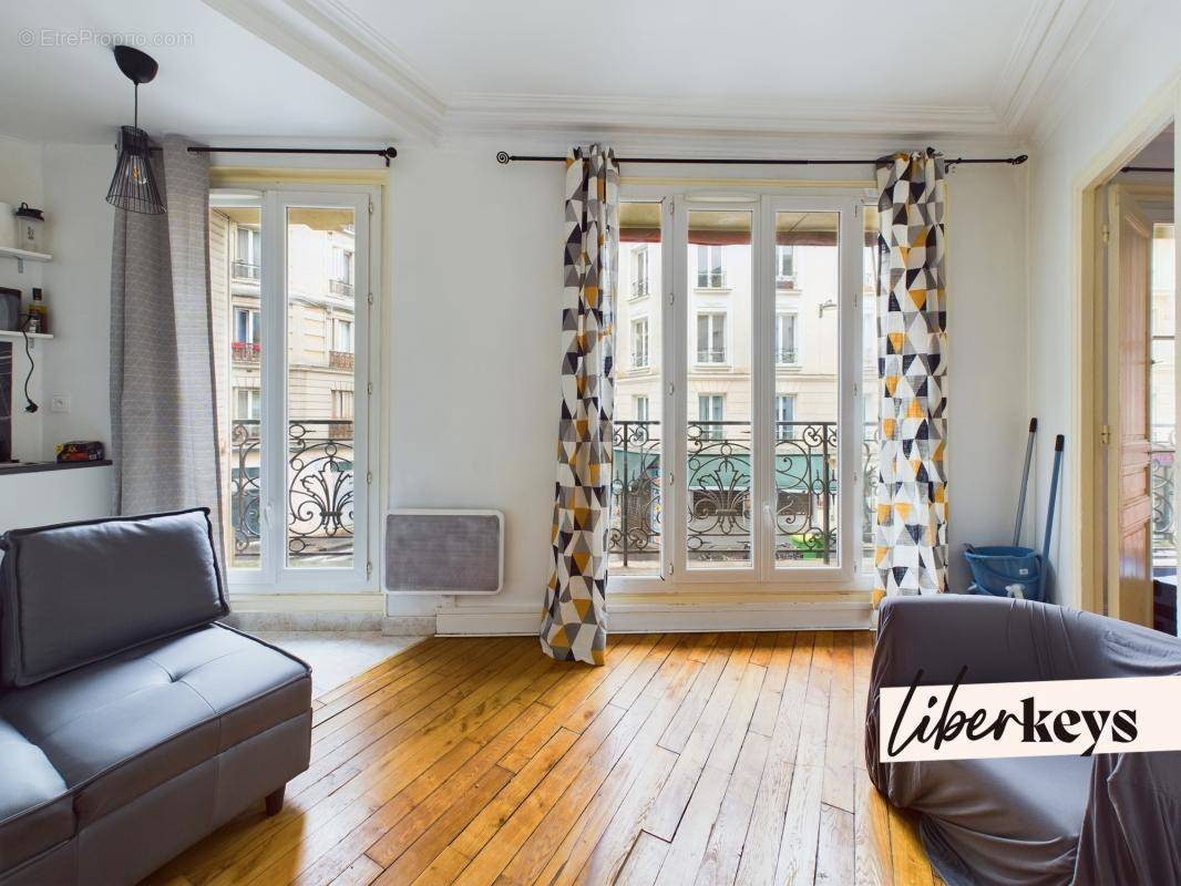 Appartement à PARIS-18E