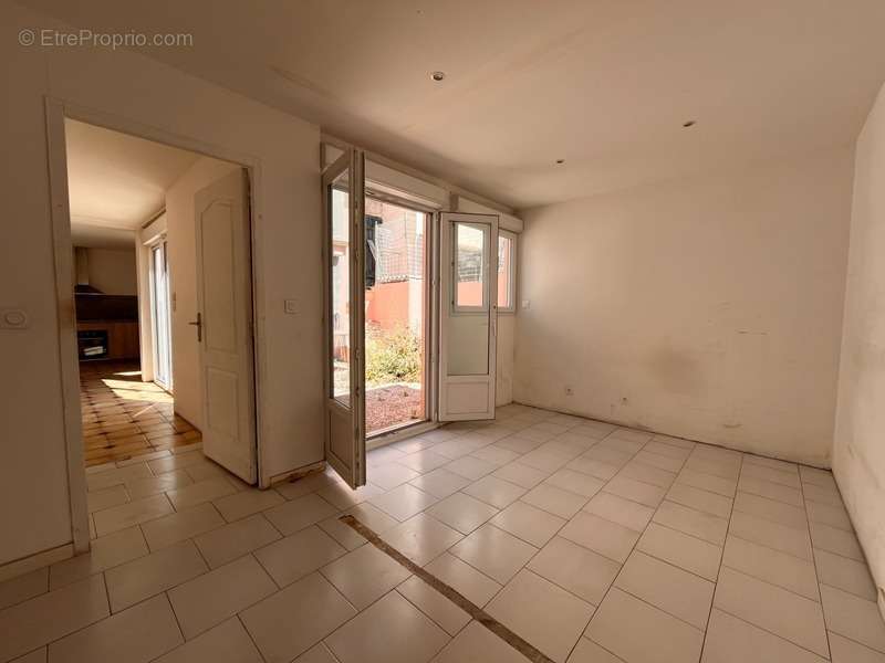 Appartement à MARSEILLE-16E