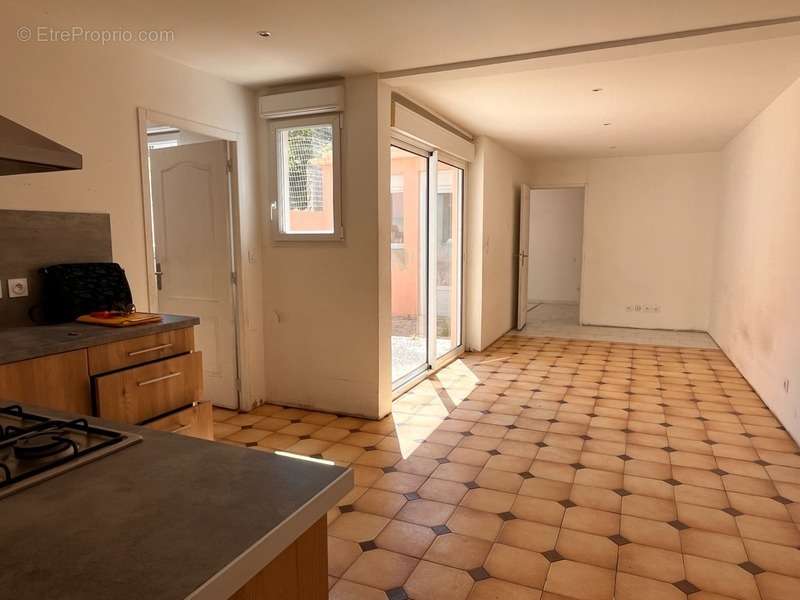 Appartement à MARSEILLE-16E