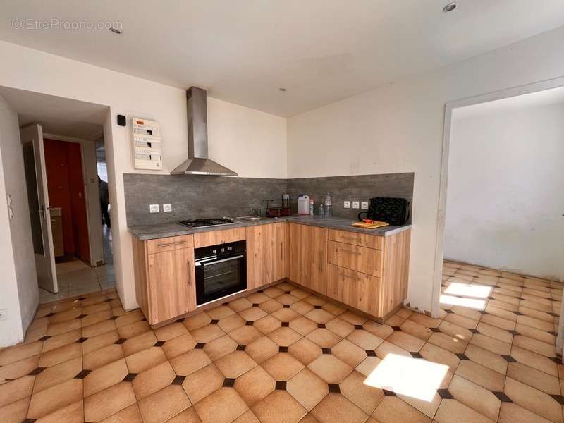 Appartement à MARSEILLE-16E