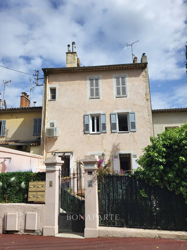 Appartement à GRASSE