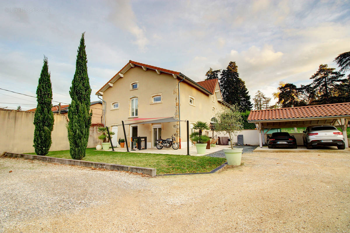 Maison à HEYRIEUX