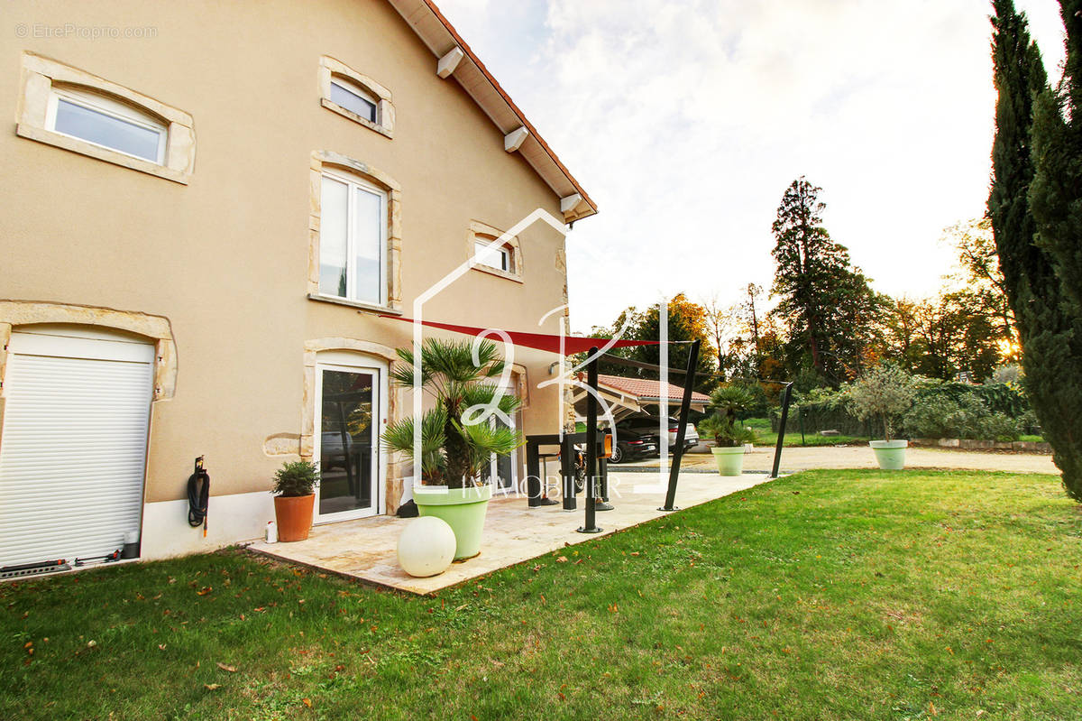 Maison à HEYRIEUX